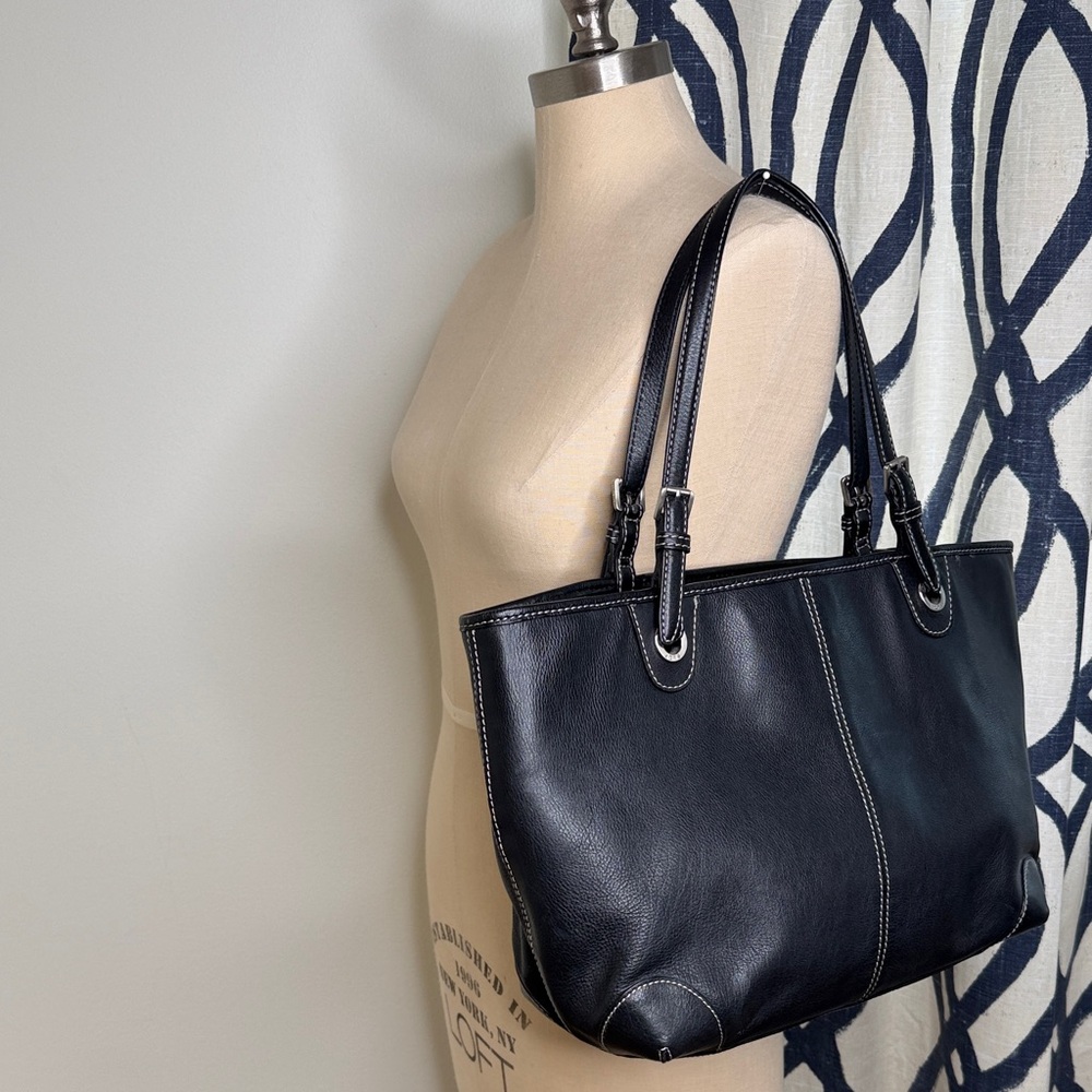 MICHAEL KORS Black Pebble Leather Tote B-0808 - Picture 2 of 10
